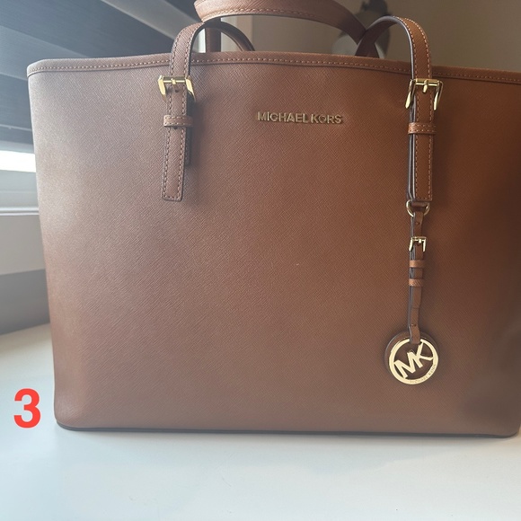 Bags and Wallets for Sale - Picture 3 of 14